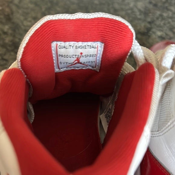 Jordan retro 11 Cherry Red and White Sneakers Y4.5 or W6.5 - Picture 14 of 15